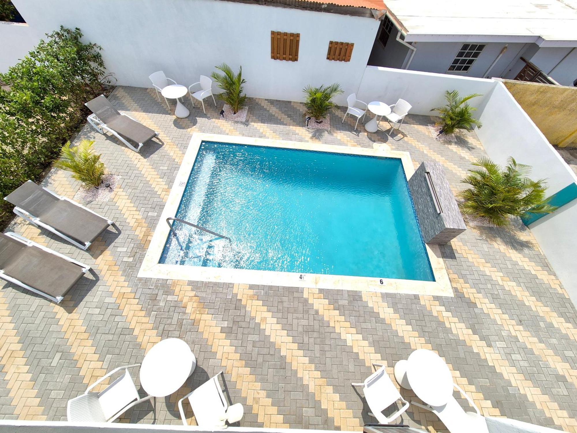 Ocean Breeze Apartments In Aruba オラニエスタッド エクステリア 写真